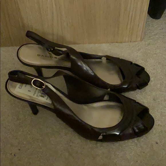 shoes - Picture 3 of 5